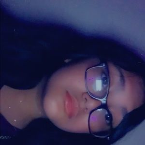 Meet your Posher, Gertrudis